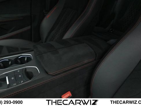 Used 2023 Lamborghini Urus Performante AWD/4WD image 55