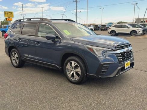 Used 2024 Subaru Ascent Premium w/ Convenience Package AWD/4WD image 2