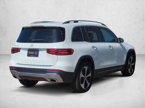 New 2026 Mercedes-Benz GLB 250 image 2