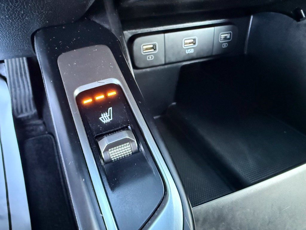 Used 2022 Kia Sorento S AWD/4WD image 24