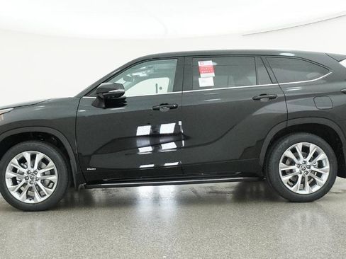 New 2026 Toyota Highlander Limited AWD/4WD image 22