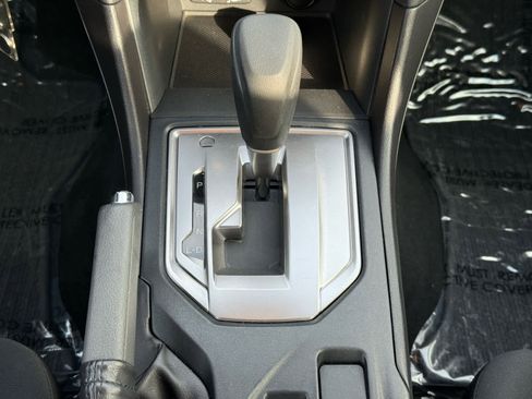 Used 2021 Subaru Crosstrek 2.0i image 16