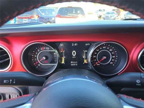 Used 2022 Jeep Wrangler Unlimited Rubicon w/ LED Lighting Group image 33