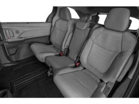 Certified 2024 Toyota Sienna LE image 13