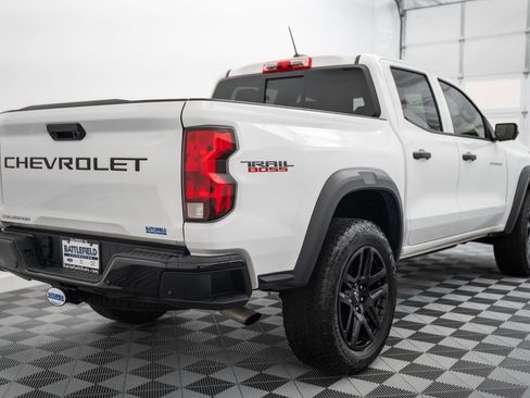 Used 2023 Chevrolet Colorado Trail Boss w/ LPO, Dark Essentials Package AWD/4WD image 7