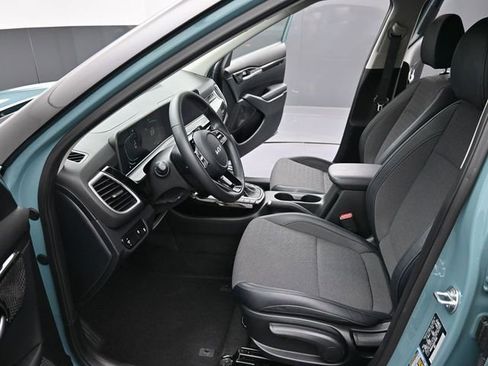 Used 2025 Kia Seltos S image 25