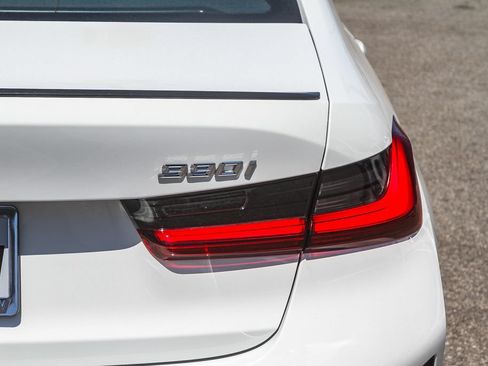 New 2026 BMW 330i Sedan w/ M Sport Package RWD image 7