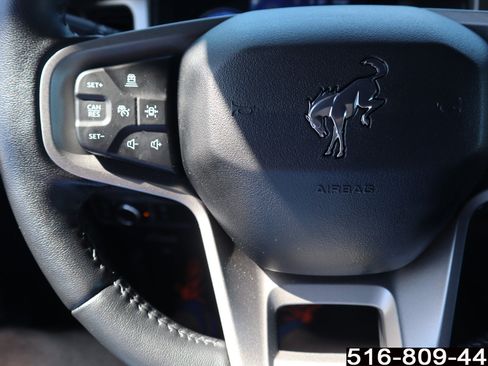 Used 2022 Ford Bronco Outer Banks AWD/4WD image 13