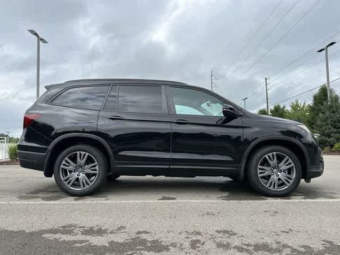 Used 2022 Honda Pilot Sport image 3