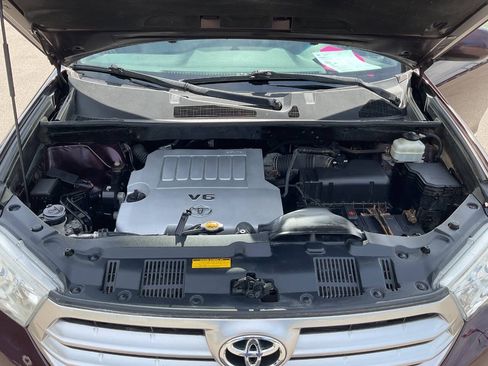 Used 2013 Toyota Highlander SE AWD/4WD image 48