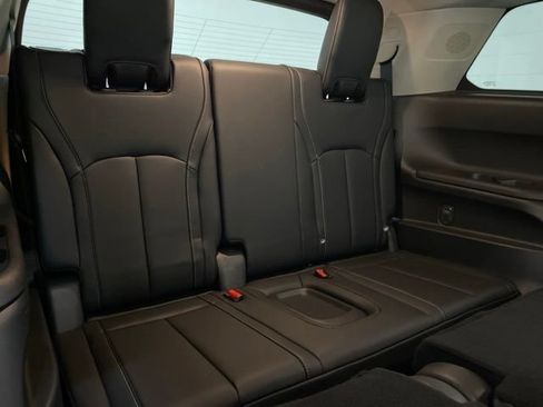 Used 2023 INFINITI QX60 Luxe FWD image 23