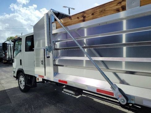 New 2026 Isuzu NPR image 4