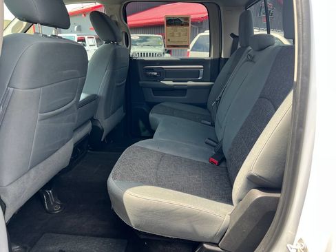 Used 2017 RAM 1500 Big Horn RWD image 39