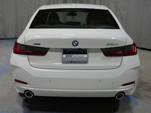 Used 2023 BMW 330i xDrive Sedan w/ Premium Package AWD/4WD image 19