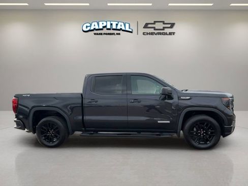Used 2022 GMC Sierra 1500 Elevation w/ LPO, Elevation Black Package image 6