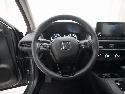 Used 2023 Honda HR-V LX image 4