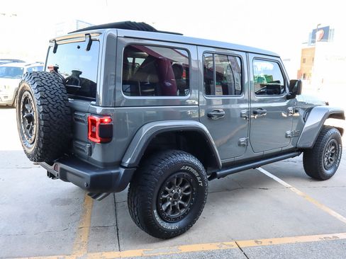 Used 2022 Jeep Wrangler Unlimited Rubicon w/ Trailer Tow Package image 5