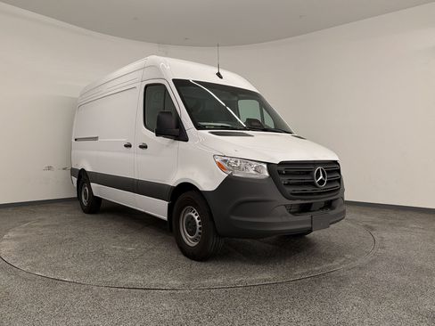 New 2025 Mercedes-Benz Sprinter 2500 image 6
