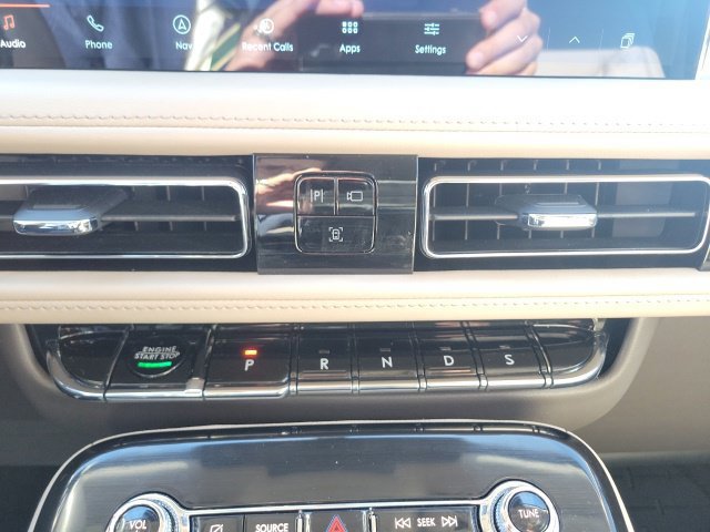 Certified 2023 Lincoln Nautilus AWD w/ Premium Package image 39