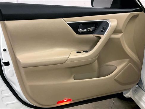 Used 2015 Nissan Altima 2.5 S w/ Power Driver Seat Package image 23