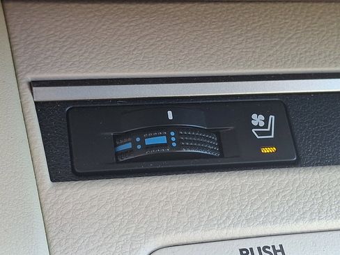 Used 2017 Lexus ES 350 FWD image 26
