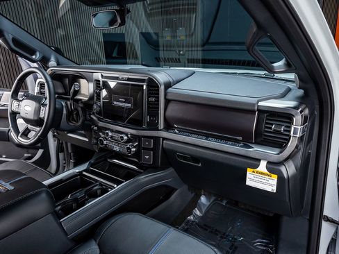 Used 2026 Ford F250 Platinum AWD/4WD image 18