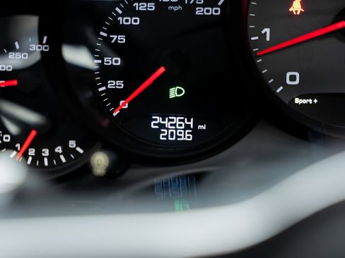 Used 2019 Porsche 911 Targa 4S image 49