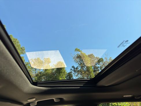 New 2025 Jeep Grand Cherokee Laredo X image 10