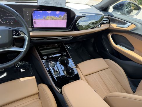 Used 2025 Audi A5 2.0T Premium Plus w/ Premium Plus AWD/4WD image 17