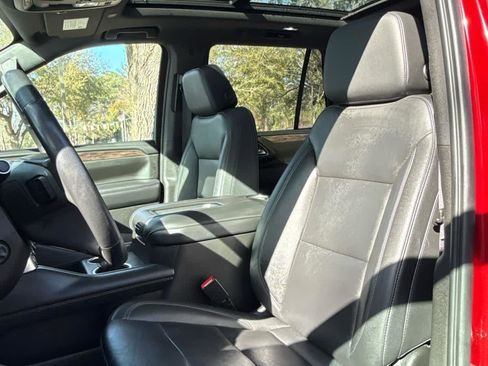 Used 2021 Chevrolet Tahoe LT w/ LT Signature Package image 10