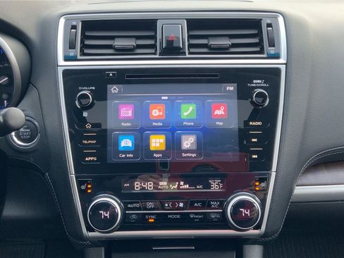 Used 2018 Subaru Outback 2.5i Limited image 13