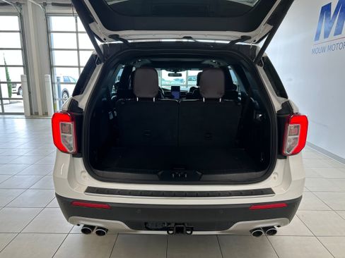 Used 2020 Ford Explorer Platinum w/ Premium Technology Package AWD/4WD image 7