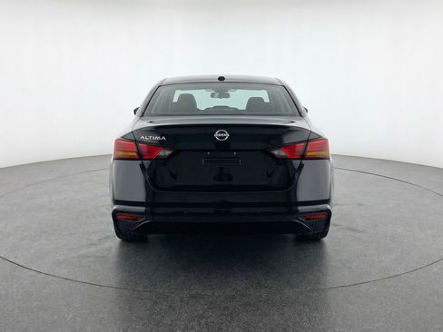 Used 2025 Nissan Altima 2.5 SV FWD image 7