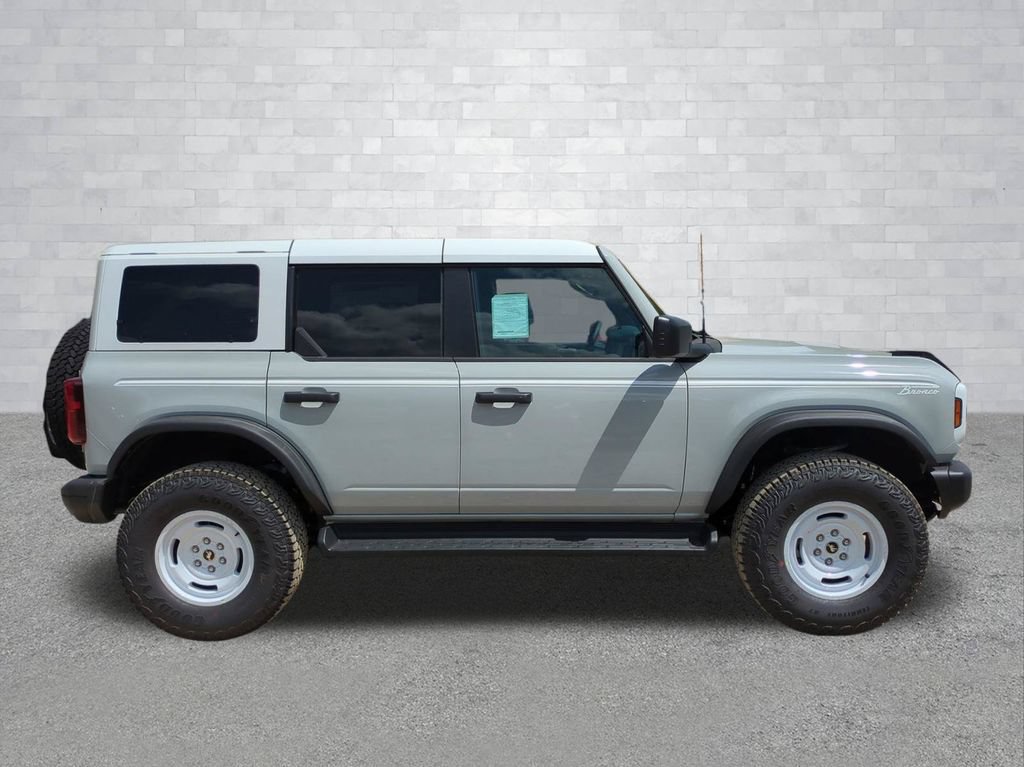 New 2026 Ford Bronco Heritage Edition AWD/4WD image 3