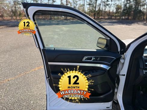 Used 2017 Ford Explorer XLT w/ Equipment Group 202A image 45