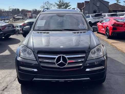 Used 2012 Mercedes-Benz GL 550 4MATIC image 2