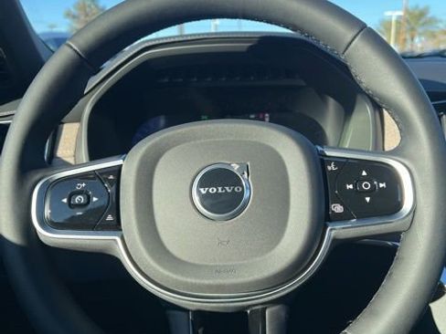 New 2026 Volvo XC90 B6 Plus image 11