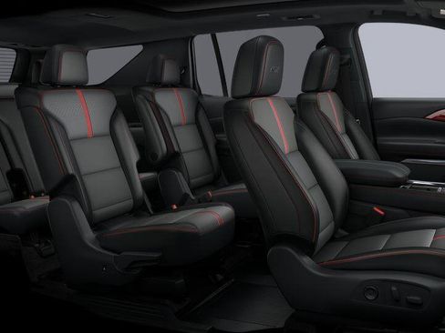 New 2027 Chevrolet Traverse RS w/ LPO, Floor Liner Package AWD/4WD image 41