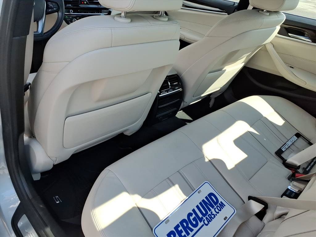 Used 2019 BMW 530i w/ Convenience Package RWD image 14