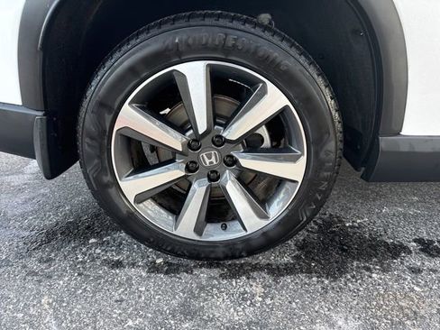 Certified 2025 Honda Pilot Elite image 14