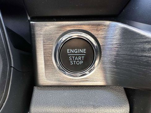 Used 2023 Ford F350 Lariat w/ Lariat Ultimate Package image 23