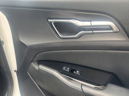 Certified 2023 Kia Sportage SX Prestige image 23
