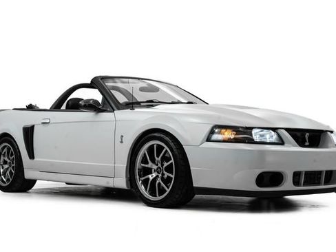Used 2003 Ford Mustang Cobra RWD image 6