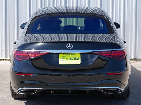 Used 2022 Mercedes-Benz S 580 4MATIC Sedan w/ AMG Line Package image 57