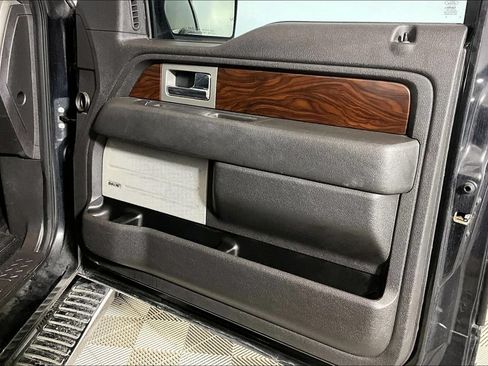 Used 2012 Ford F150 Lariat w/ Lariat Chrome Pkg RWD image 19