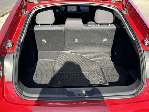 Certified 2023 Toyota Prius LE image 38