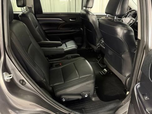 Used 2018 Toyota Highlander Limited AWD/4WD image 11