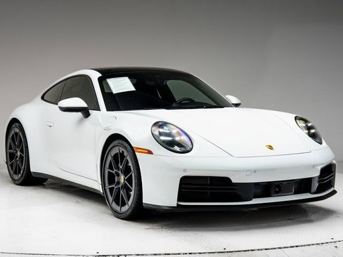Certified 2025 Porsche 911 Carrera image 34