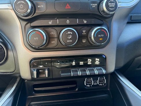 Used 2020 RAM 1500 Big Horn image 24