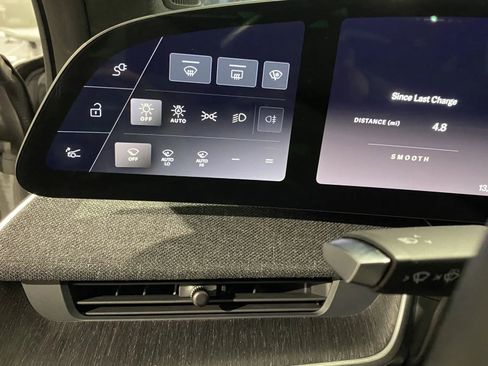 Used 2024 Lucid Air Pure image 14